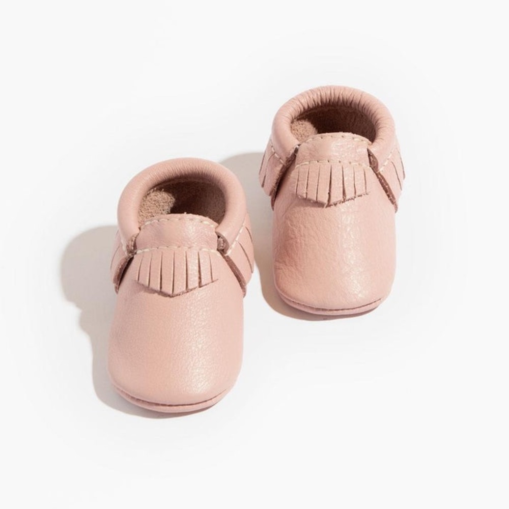 EUC Freshly Picked Blush Leather Moccasins